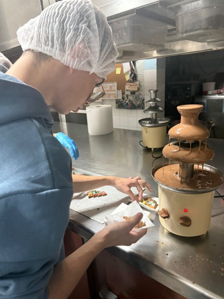 WhatsApp Image 2025-12-13 at 1.46.15 AM (6) WhatsApp Image 2025-12-13 at 1.46.15 AM (6)