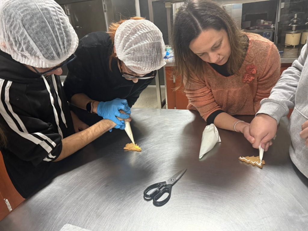 WhatsApp Image 2025-12-13 at 1.46.16 AM (5) WhatsApp Image 2025-12-13 at 1.46.16 AM (5)