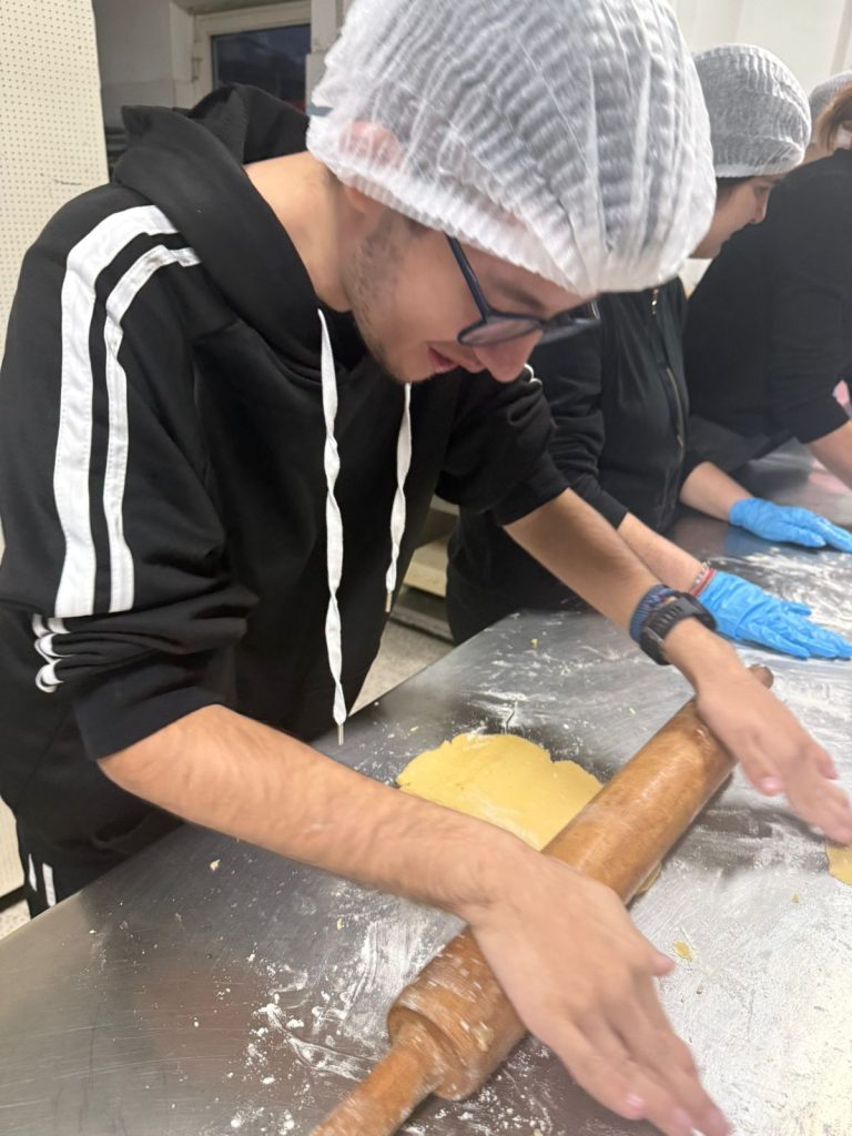 WhatsApp Image 2025-12-13 at 1.46.18 AM (5) WhatsApp Image 2025-12-13 at 1.46.18 AM (5)