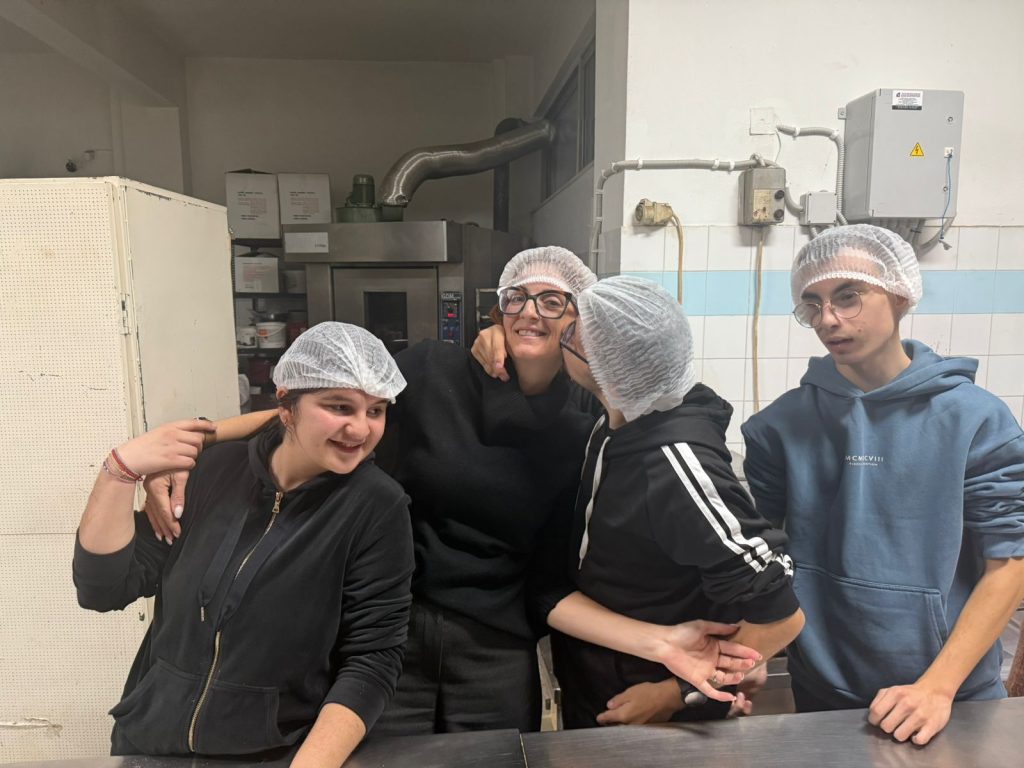 WhatsApp Image 2025-12-13 at 1.46.19 AM (4) WhatsApp Image 2025-12-13 at 1.46.19 AM (4)